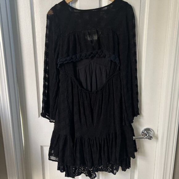 Free People Lace Dress Black Flare Sleeve Deep V Boho Open Back Gothcore SZM - Picture 8 of 11